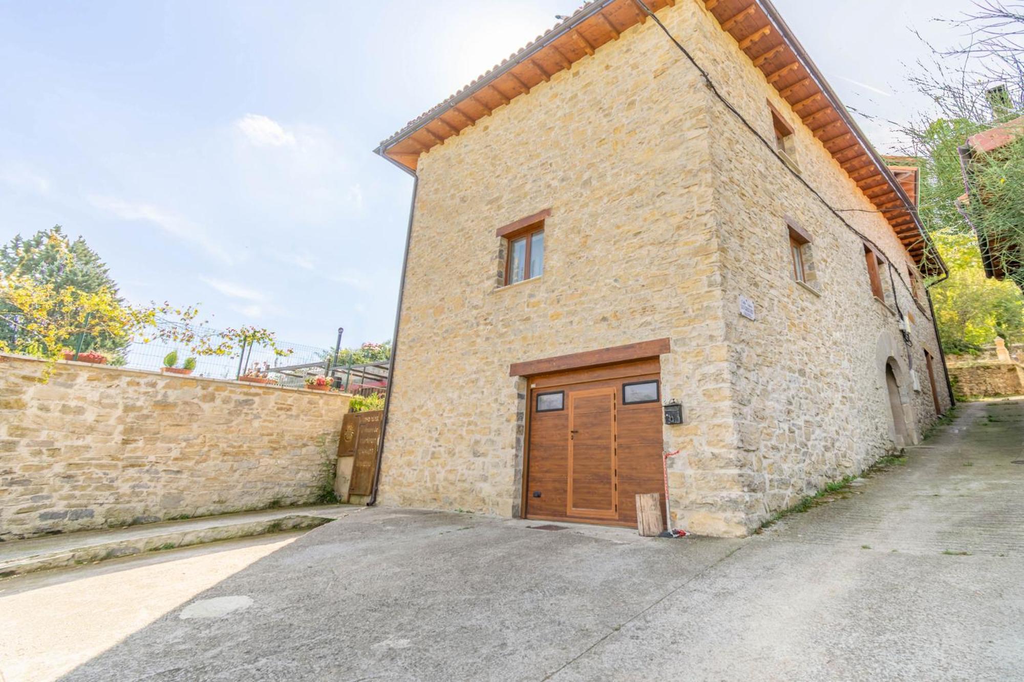 Acogedora Casa Rural Con Jardin Y Barbacoa Proxima A Pamplona Ilzarbe Dış mekan fotoğraf